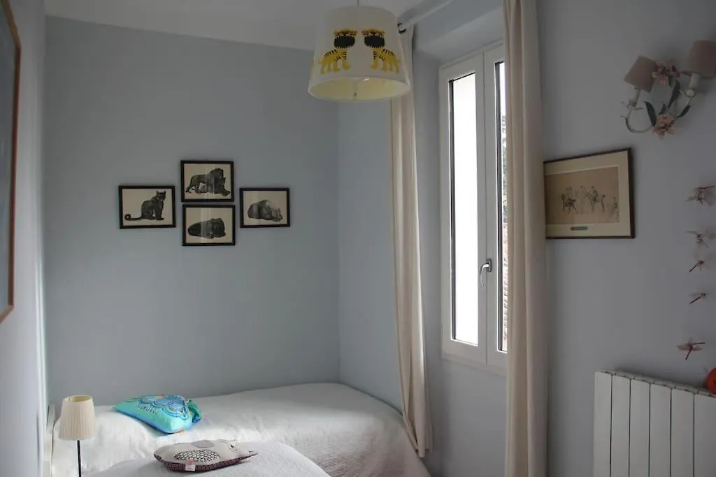 Holiday home Castellet, Mas Provencal, Piscine Dans Les Vignes Villa Laouque
